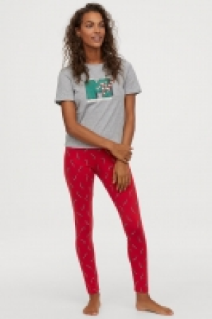 HM   Schlafshirt und Leggings