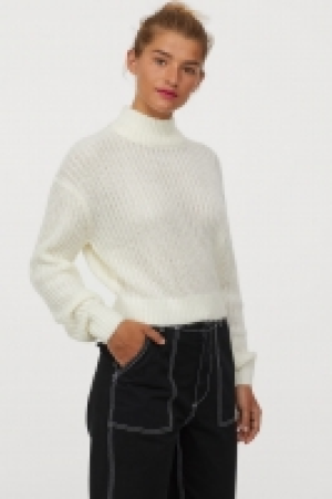 HM   Pullover mit Stehkragen