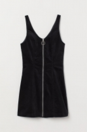 HM   Samtkleid