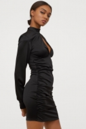  Drapiertes Kleid 17.99 €