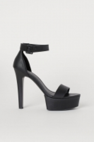  Plateau-Sandaletten 19.99 €