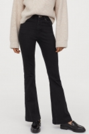  Embrace Flared High Jeans 17.99 €
