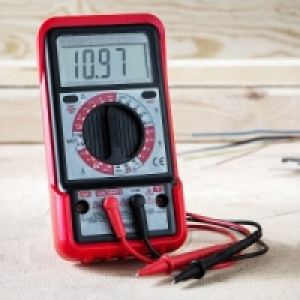 Digitales Multimeter 9.99 €