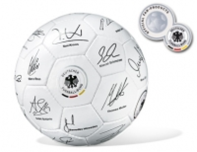 DFB-Unterschriften-Ball