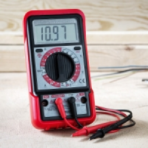 Digitales Multimeter 9.73 €