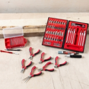 XXL-Präzisionswerkzeug-Set 9.73 €