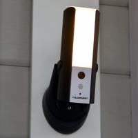 Aldi Süd  Außenleuchte mit Überwachungskamera LampCam HOS-X20