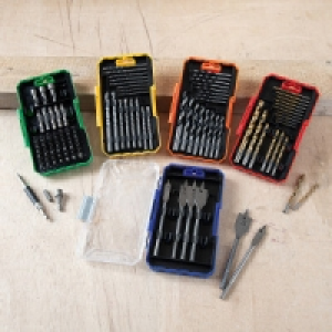 Bohrer-, Bit- und Stecknuss-Set 6.81 €