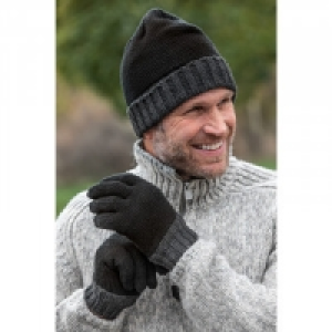 Strickmütze oder Strickhandschuhe 4.86 €