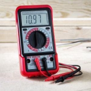 Digitales Multimeter 9.99 €