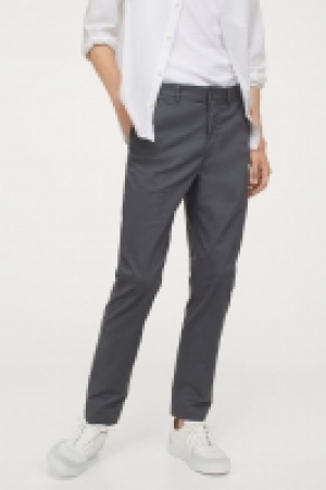 Slim Fit Chino 12.99 €