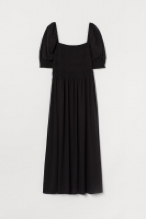 Kleid mit Puffärmeln 15.99 €