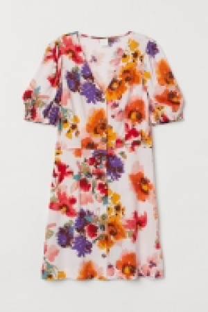 Kleid mit Puffärmeln 13.99 €