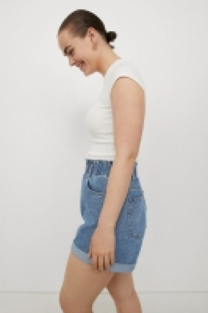 Paperbag-Shorts aus Denim 7.99 €