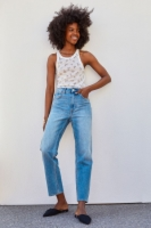 Straight High Ankle Jeans 22.99 €