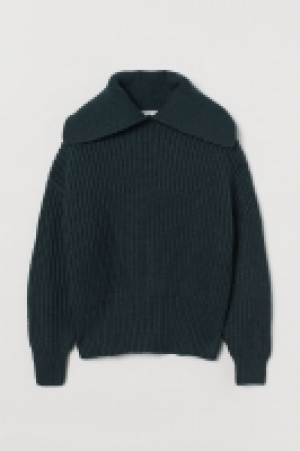 Gerippter Pullover mit Kragen 8.99 €
