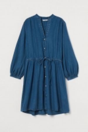 Kleid aus Lyocell 17.99 €