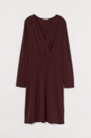 Kleid mit V-Ausschnitt 13.99 €