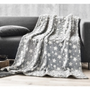 Flanell-Kuscheldecke Glow in the Dark 6.99 €
