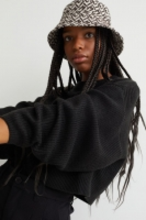 Gerippter Pullover 6.99 €