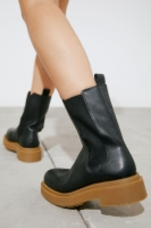 Chelseaboots mit Plateau 14.99 €