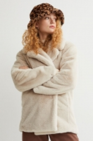 Faux-fur-Jacke 19.99 €