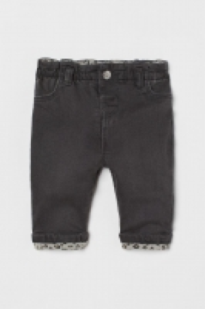 Durchgehend gefütterte Jeans 10.99 €