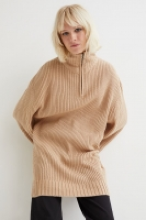 Gerippter Pullover mit Reißverschluss 12.99 €