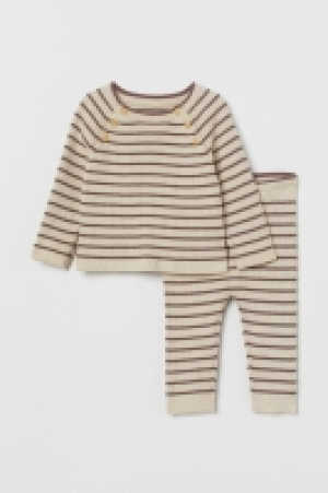 HM  Baumwollpullover und Hose