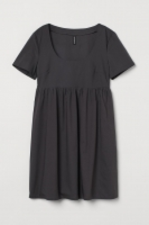 Kurzes Kleid 14.99 €