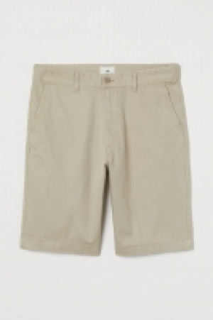 Chinoshorts aus Baumwolle 17.99 €