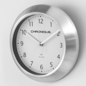 Norma Chronique Funk-Wanduhr