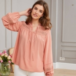 Damen-Bluse mit Spitzendetails 6.39 €