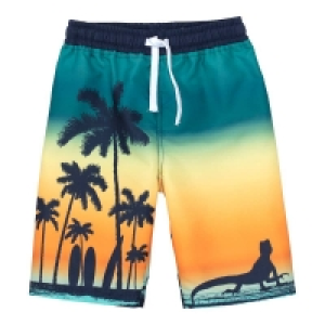 Kinder Jungen Bermuda mit Farbverlauf 8.99 €