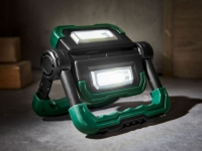 PARKSIDE Baustrahler »PBSL 5000 B1«, LED, klappbar 19.99 €