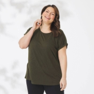 Damen-T-Shirt mit Ausbrenner-Muster, große Größen 6.00 €
