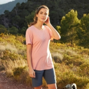 Damen-T-Shirt in Melange-Optik 3.50 €