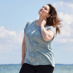 Damen-T-Shirt mit Ausbrenner-Muster, große Größen 5.59 €